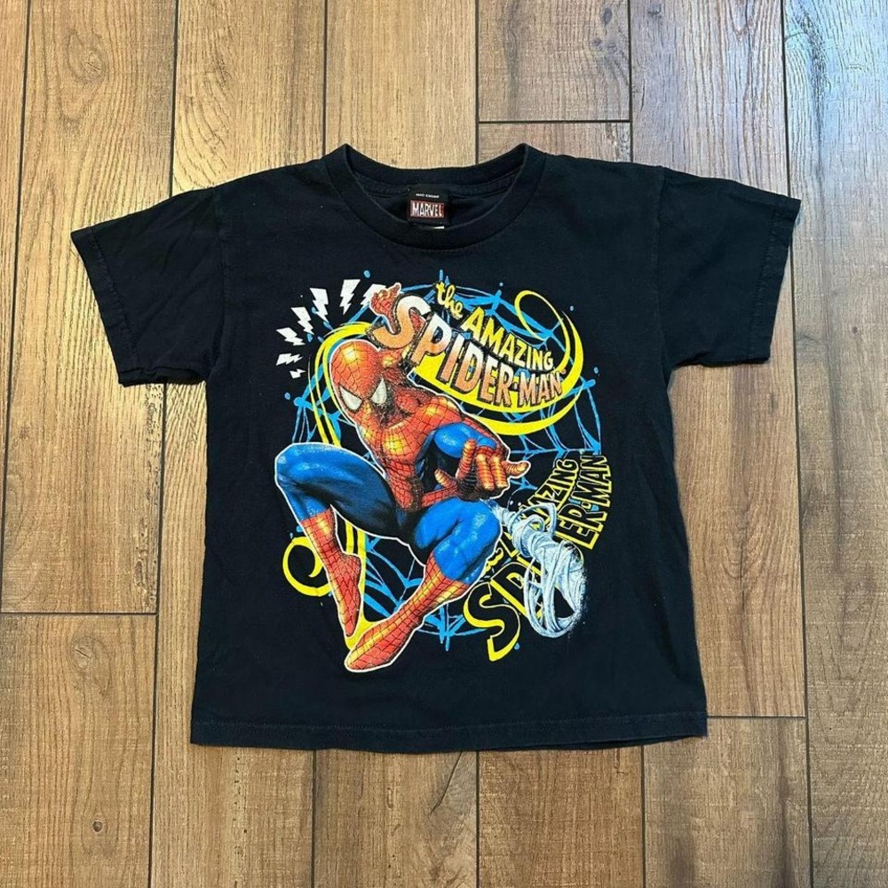 Marvel Spiderman X Mad Engine Black Tee size youth‎ Small